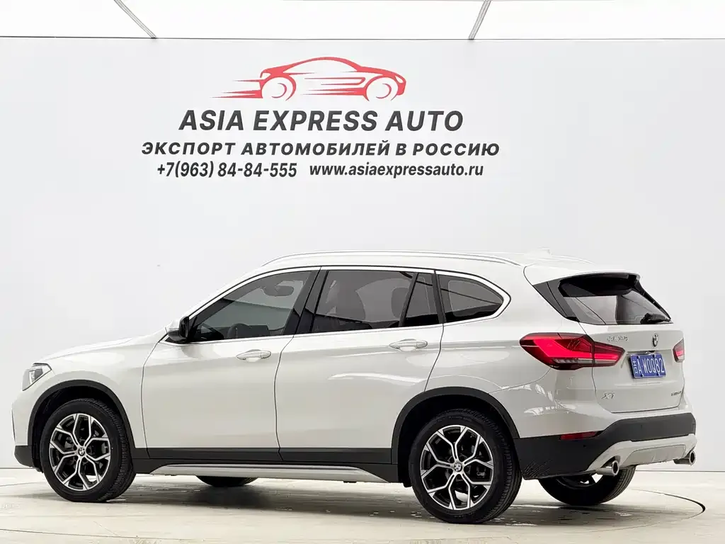 BMW X1 — фото 2