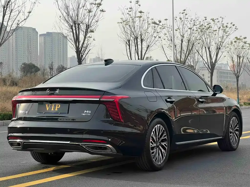 Hongqi H5 — фото 6