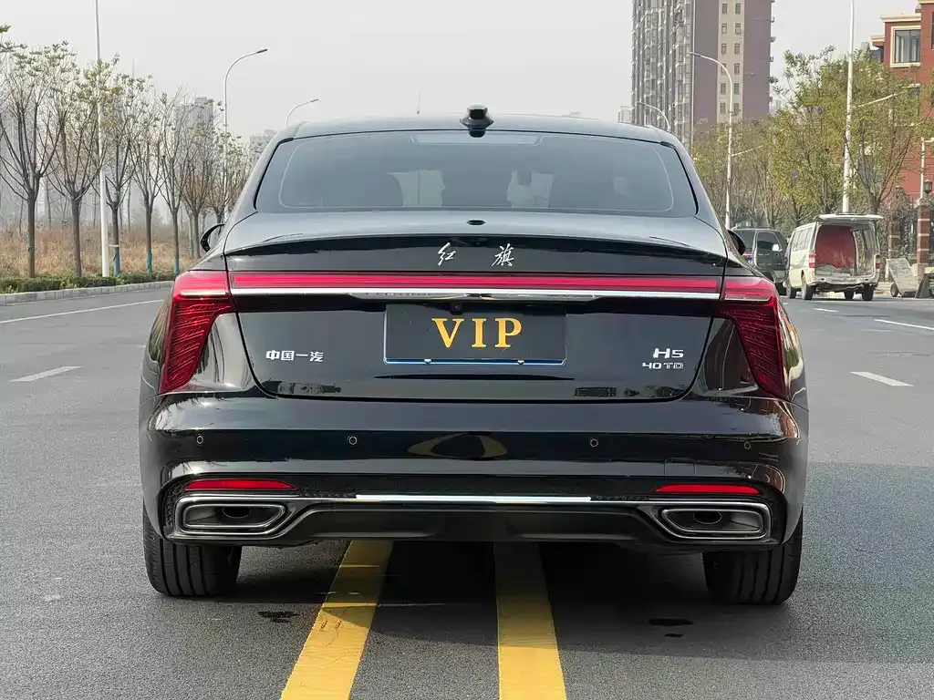 Hongqi H5 — фото 3