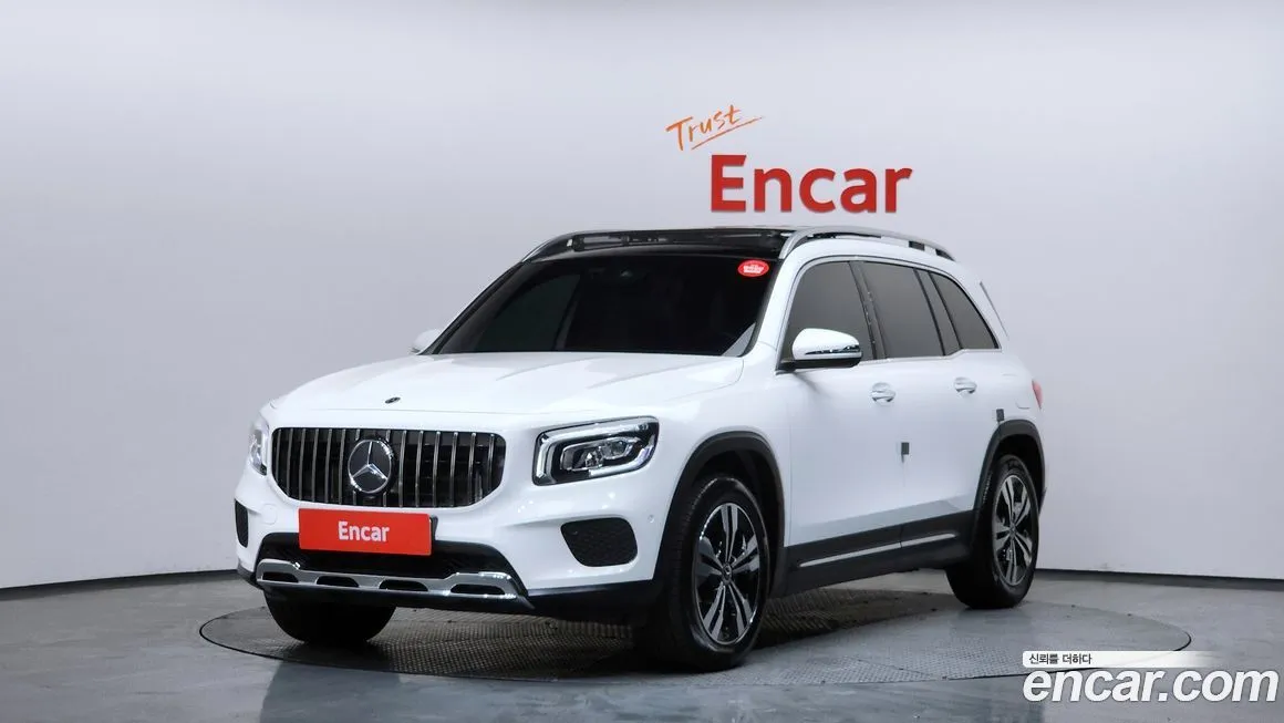 Mercedes-Benz GLB-Class — фото 1