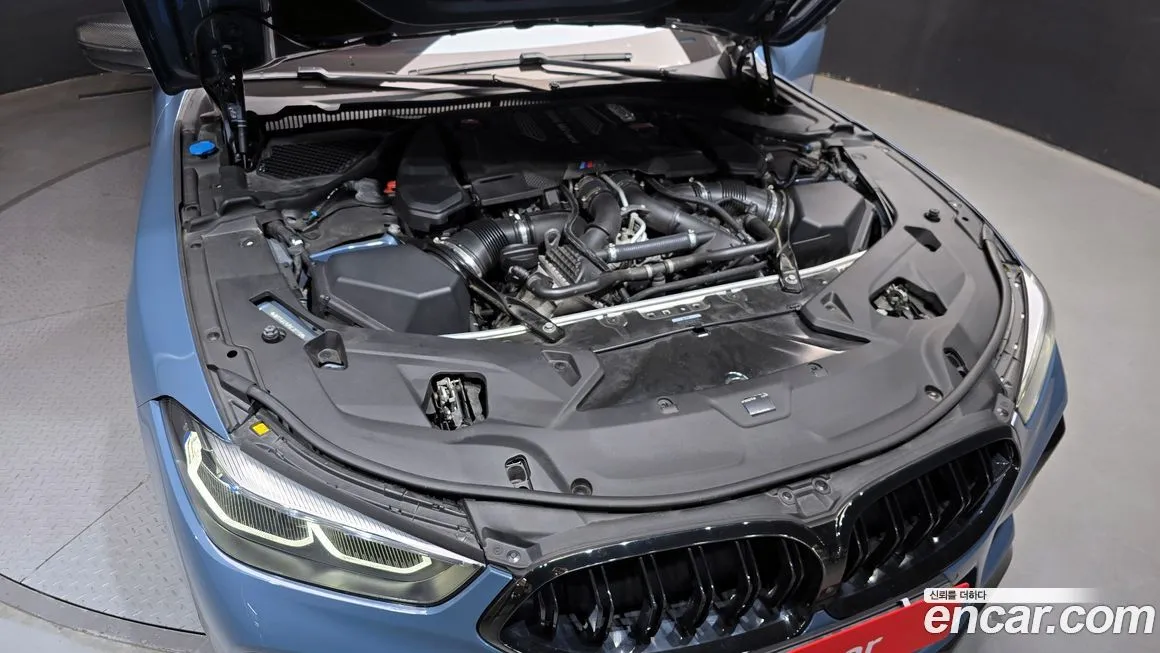 BMW M8 — фото 7