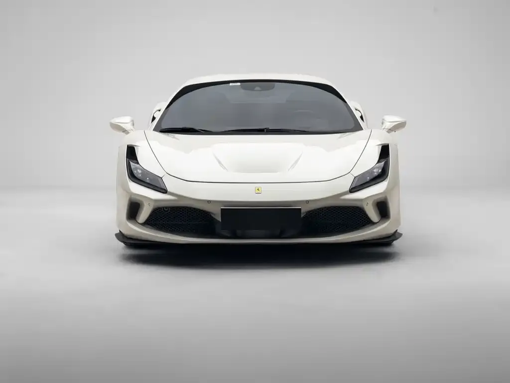 Ferrari F8 — фото 1
