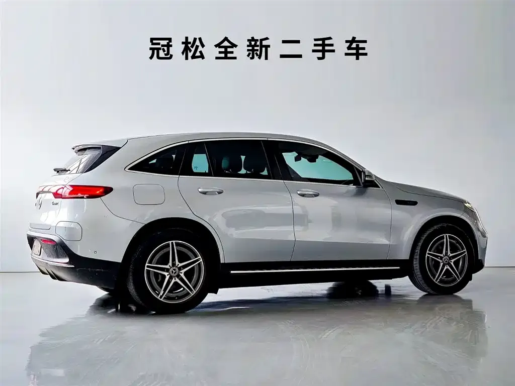 Mercedes-Benz EQC — фото 6