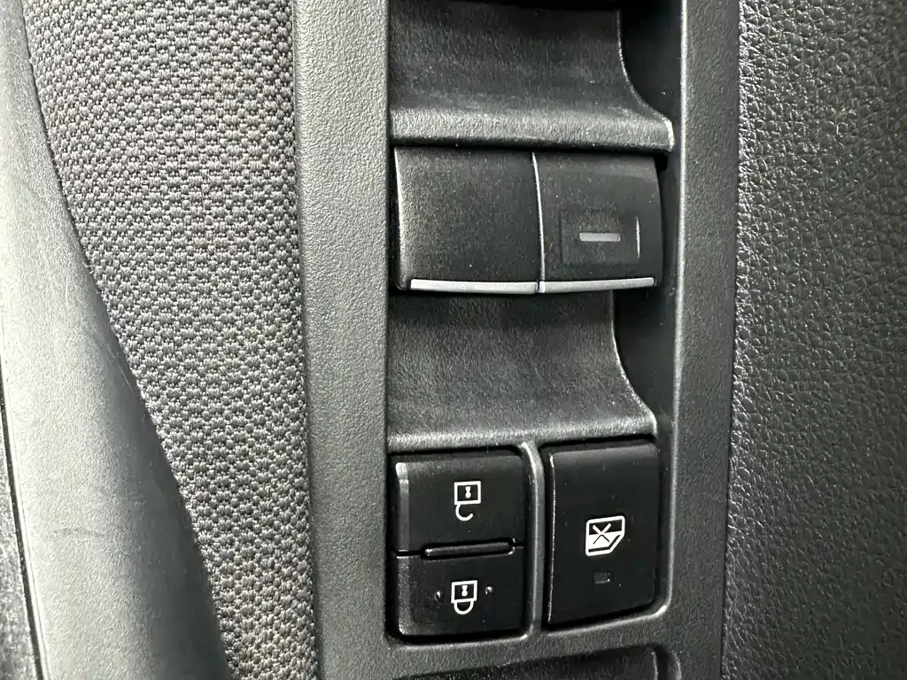 Toyota Corolla — фото 10