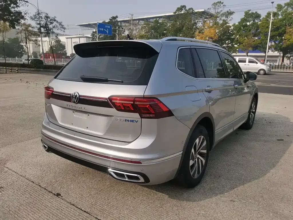 Volkswagen Tiguan L New Energy — фото 9
