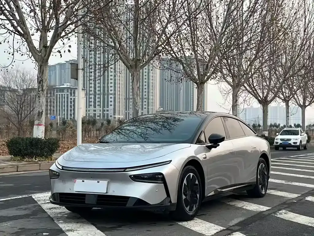 XPeng P7+ — фото 1