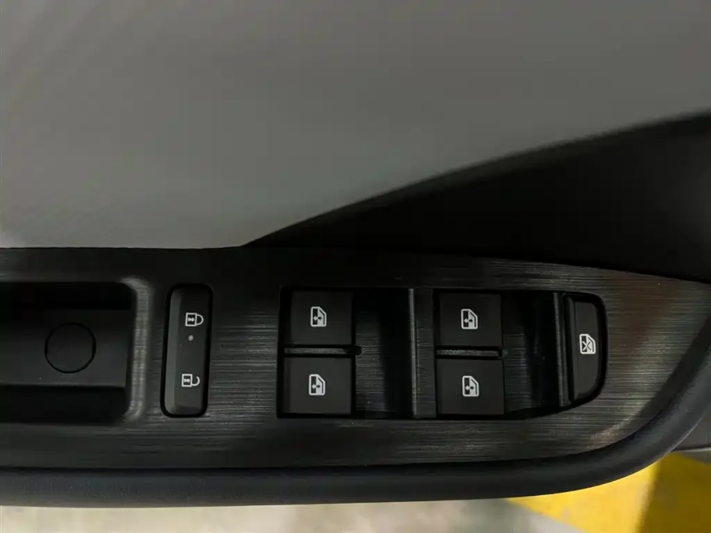 Chevrolet Monza — фото 10