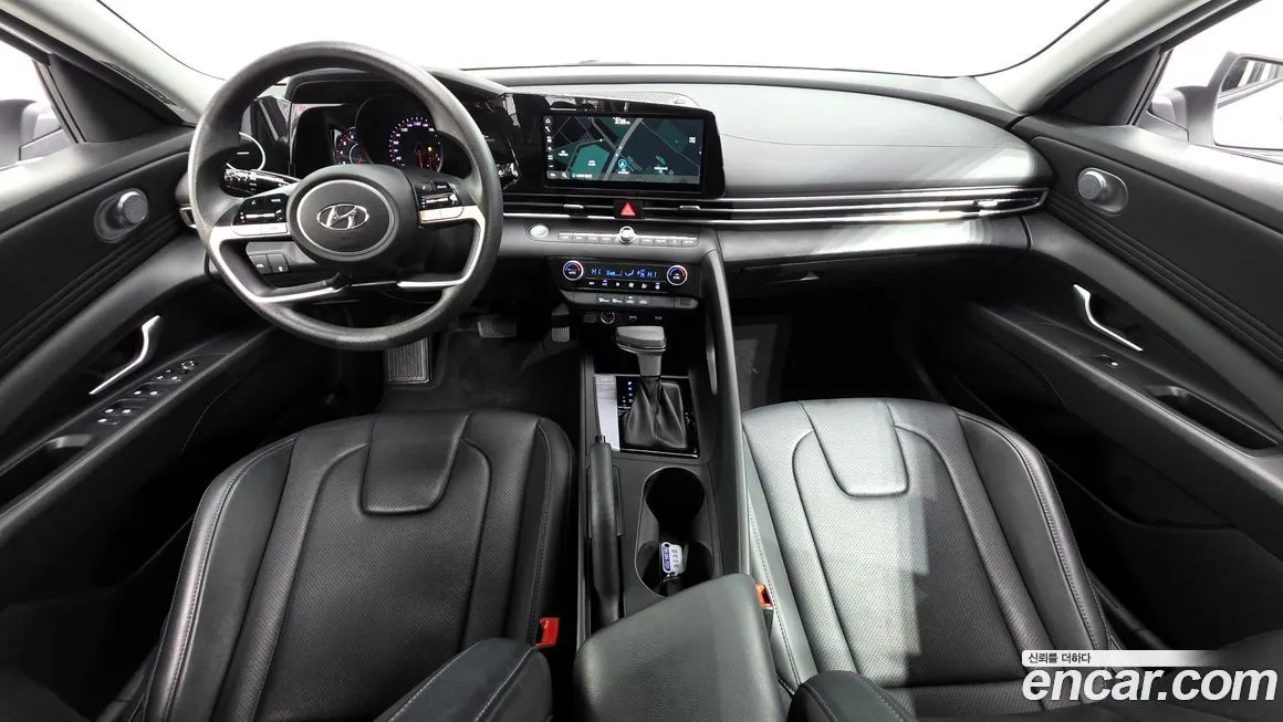 Hyundai AVANTE — фото 2