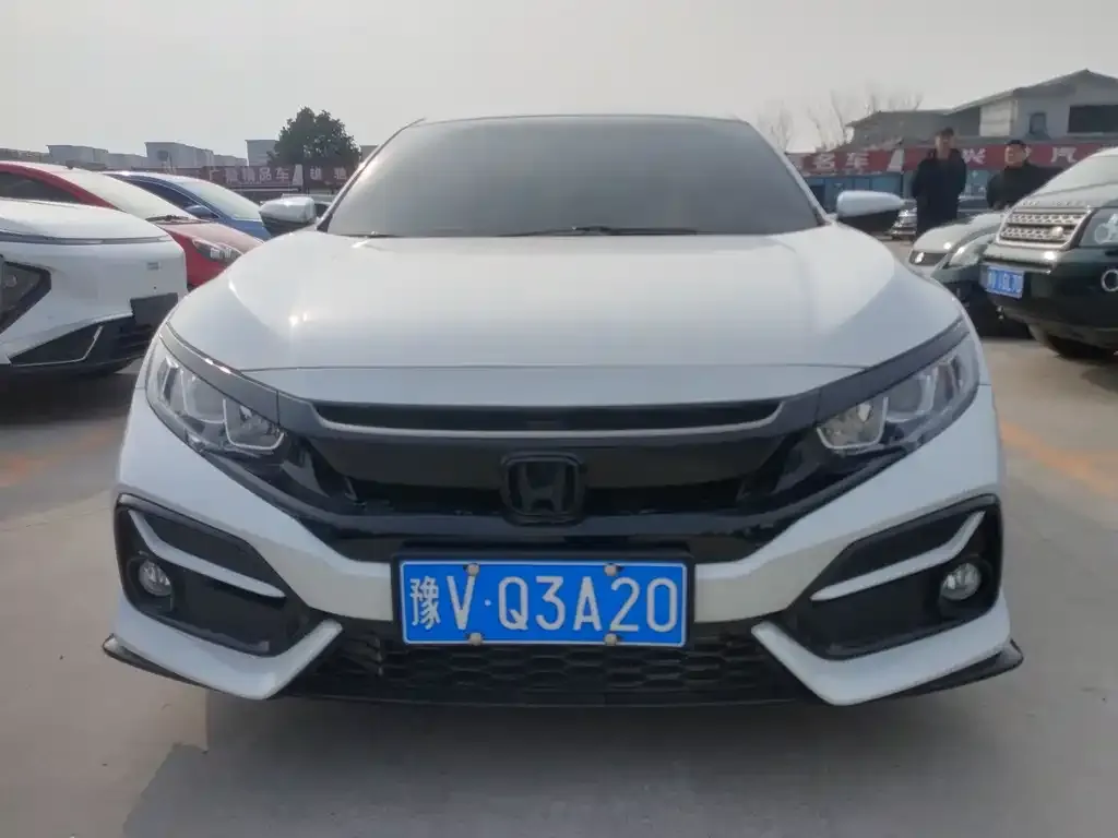 Honda Civic — фото 1