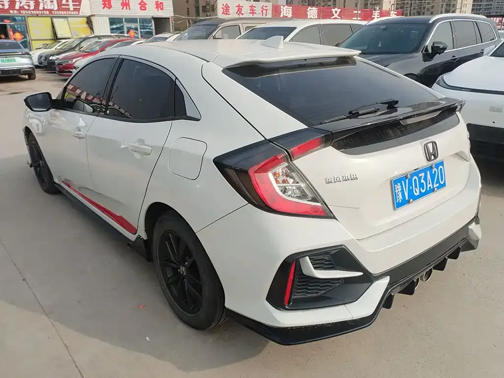 Honda Civic — фото 10