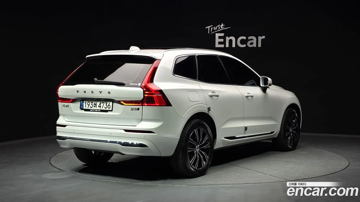 Volvo XC60 — фото 4