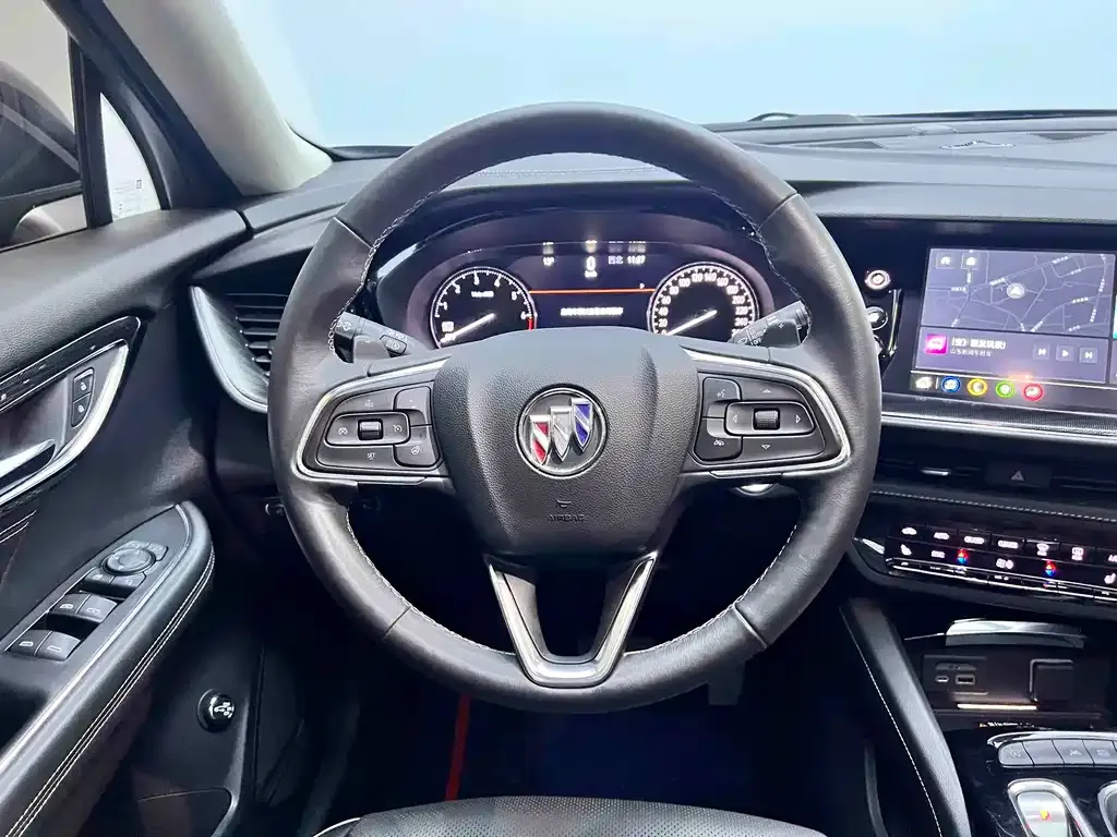 Buick Envision Plus — фото 9