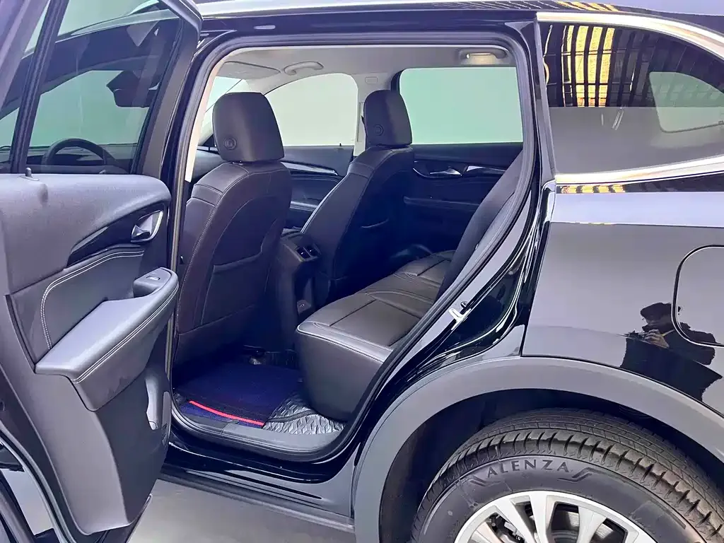 Buick Envision Plus — фото 10