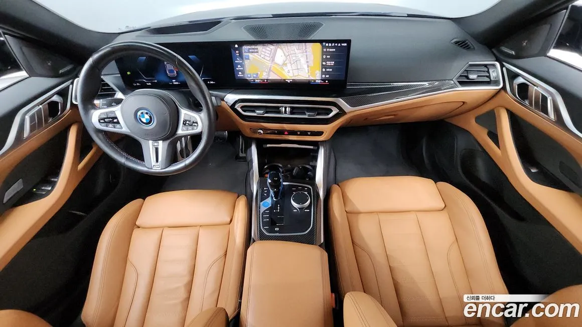 BMW i4 — фото 10