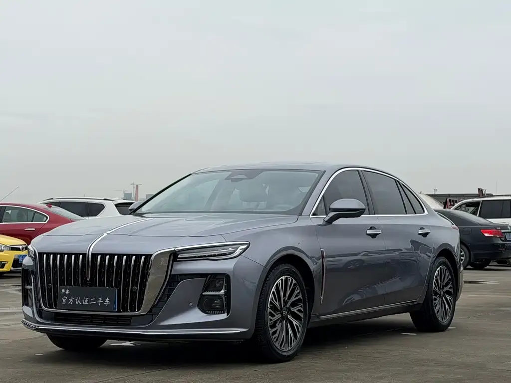 Hongqi H5 — фото 1