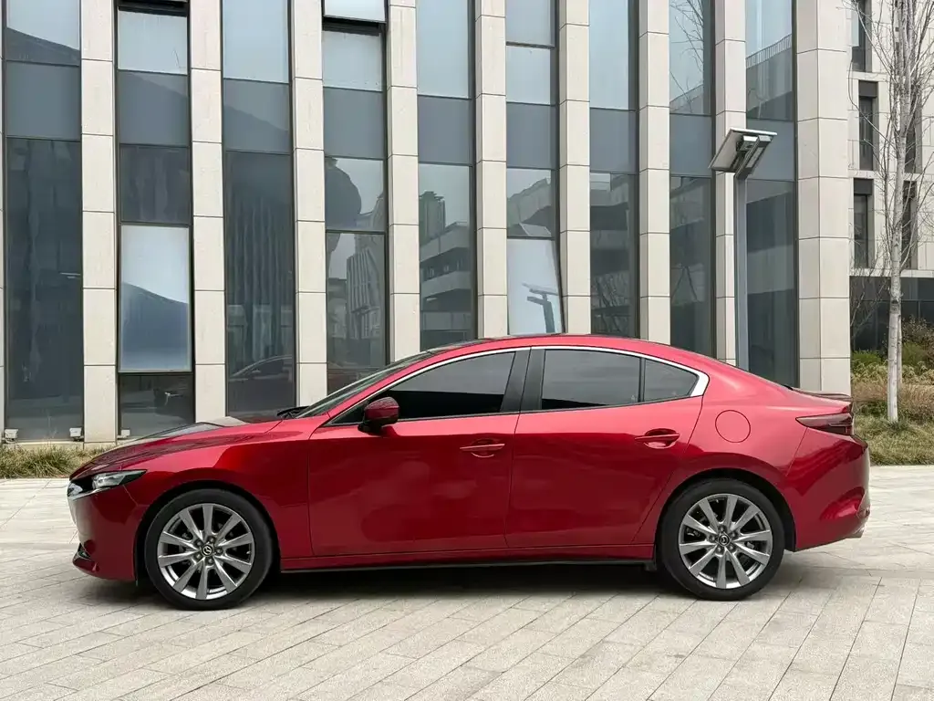 Mazda 3 Axela — фото 6