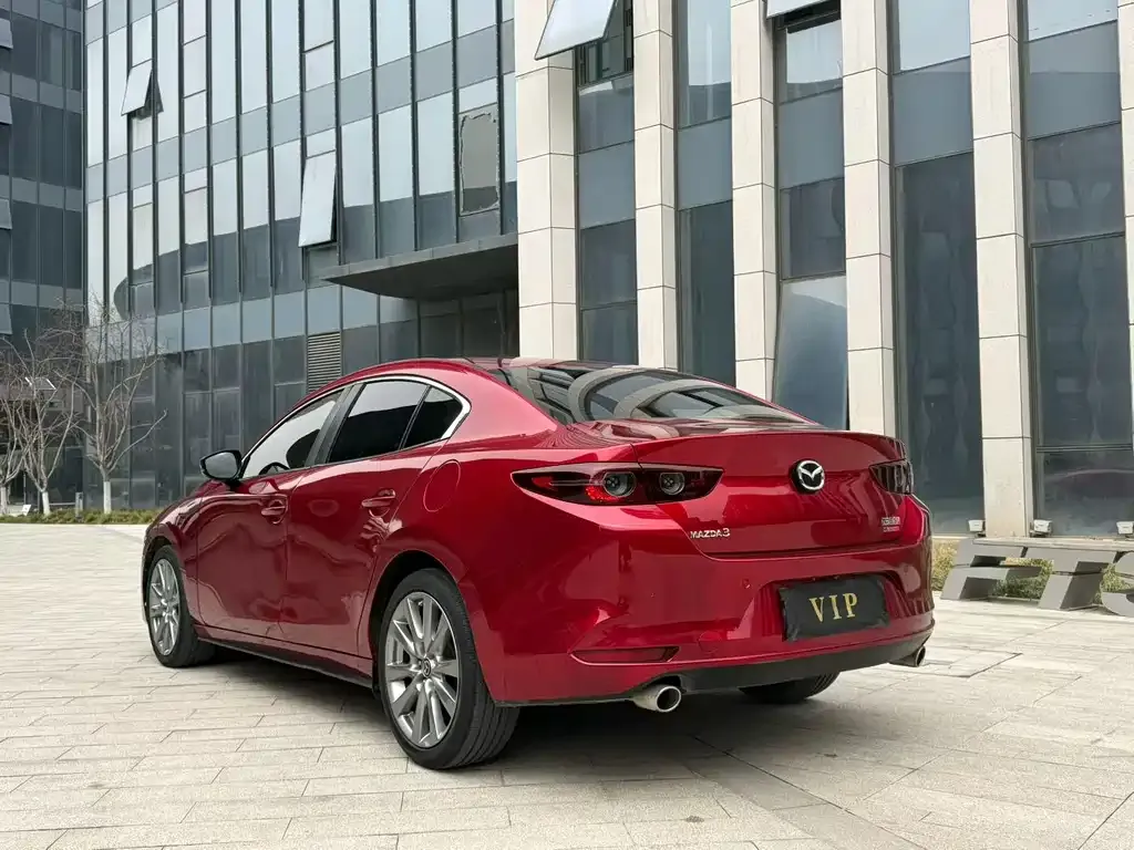 Mazda 3 Axela — фото 4