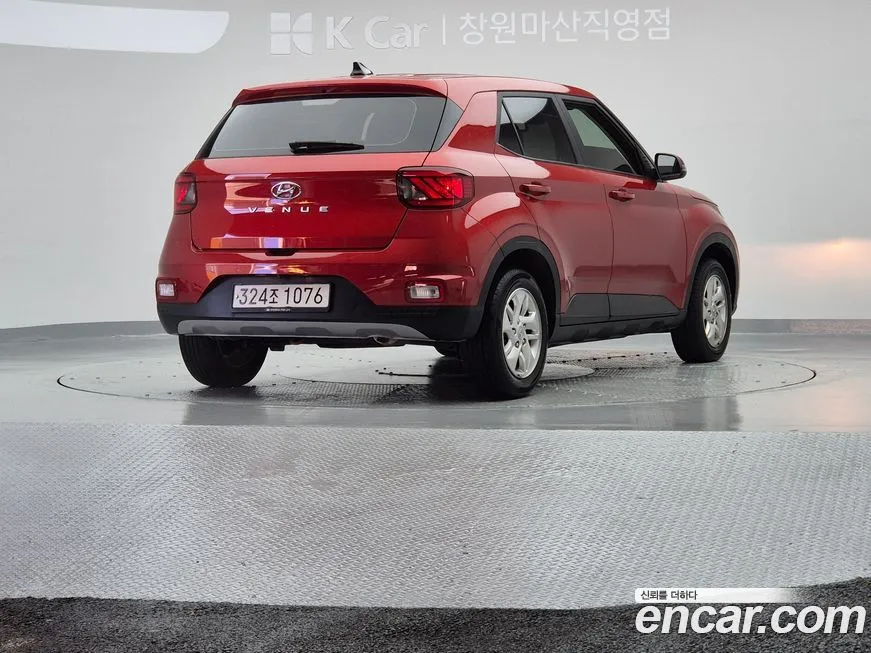 Hyundai Venue — фото 4
