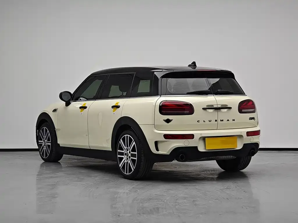 MINI Clubman — фото 7