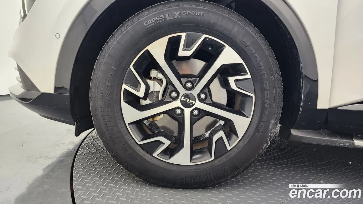 Kia Sportage — фото 9