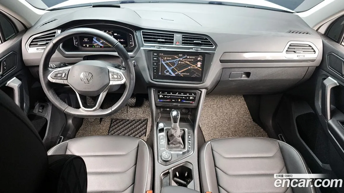 Volkswagen Tiguan — фото 3