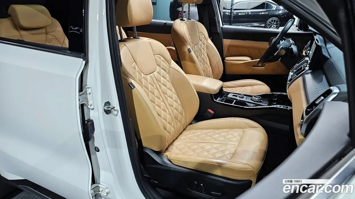 Kia Sorento — фото 5