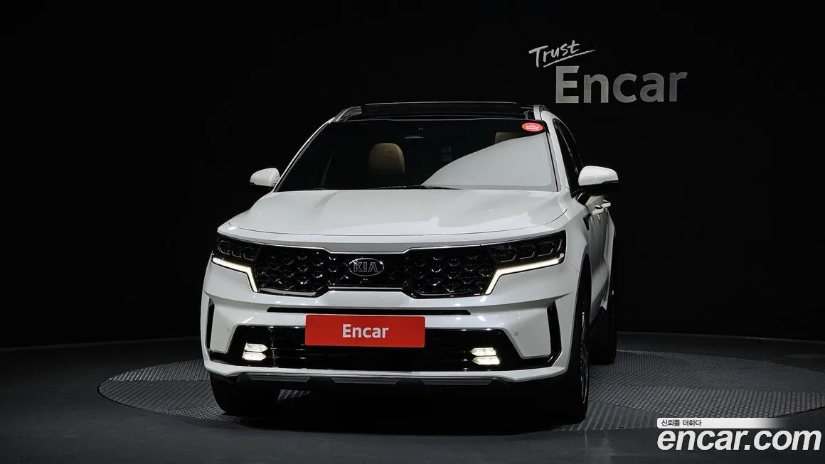 Kia Sorento — фото 7
