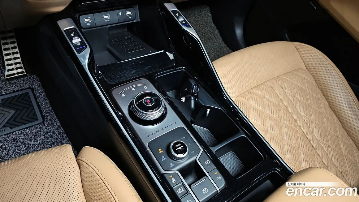 Kia Sorento — фото 9
