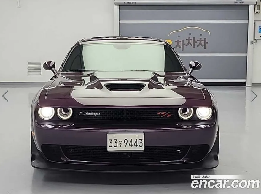 Dodge Challenger — фото 8