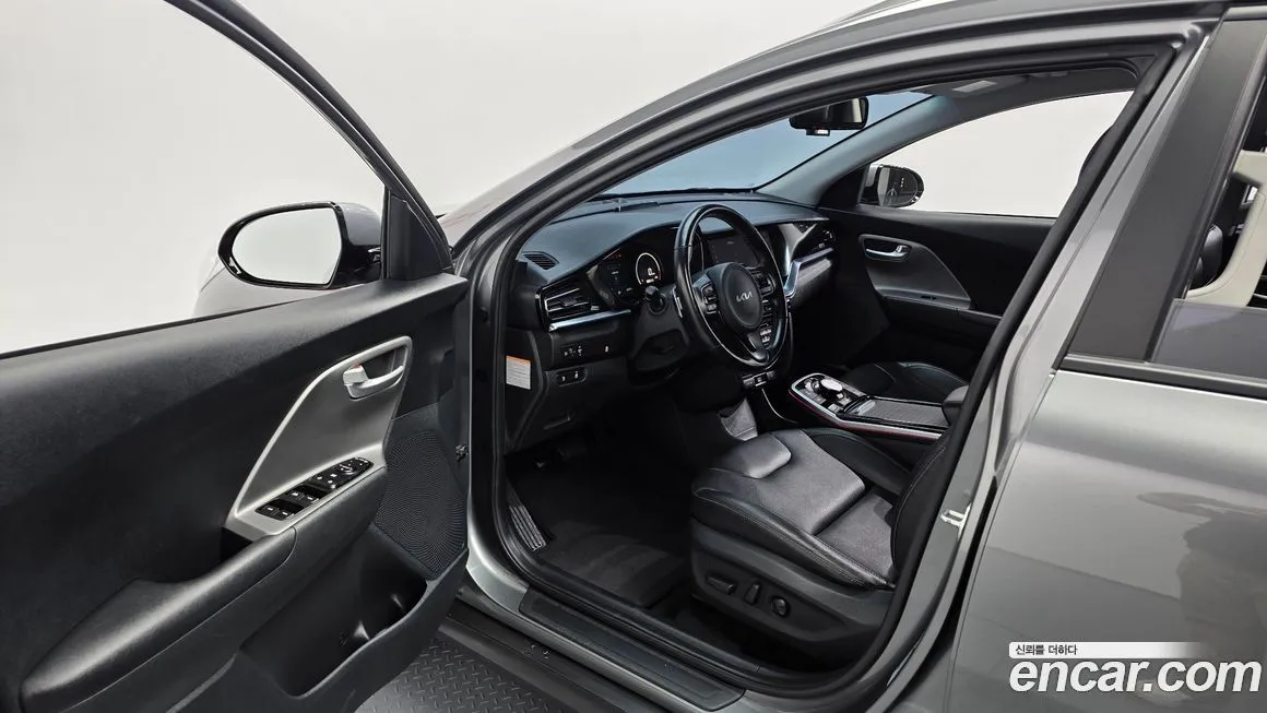 Kia Niro — фото 3