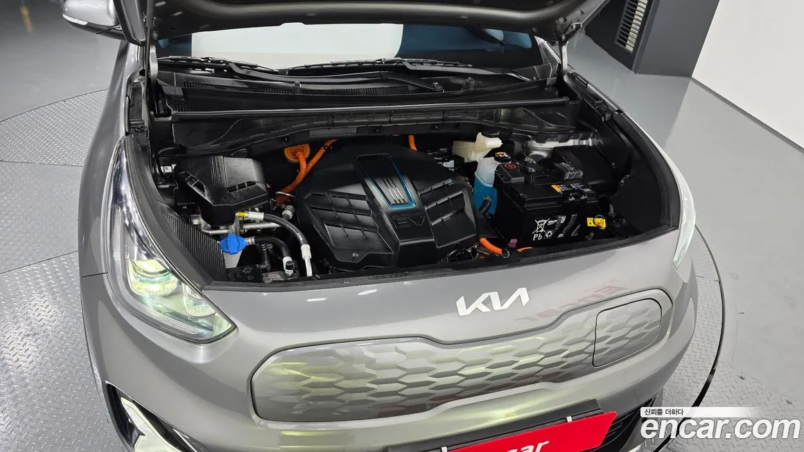 Kia Niro — фото 4