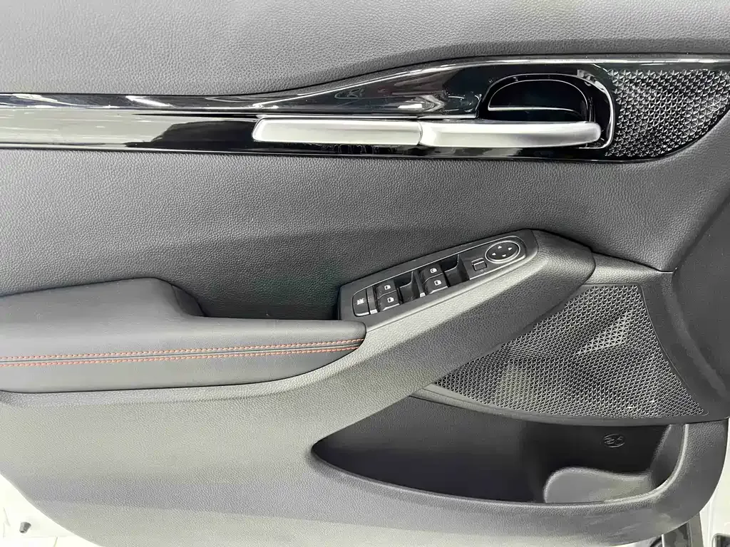 Kia KX3 — фото 10