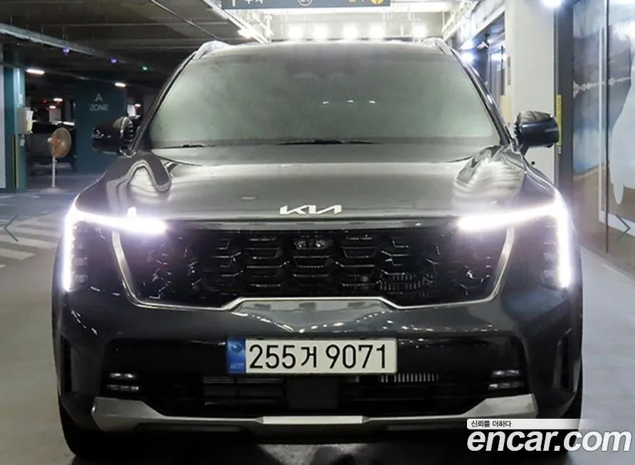 Kia Sorento — фото 8