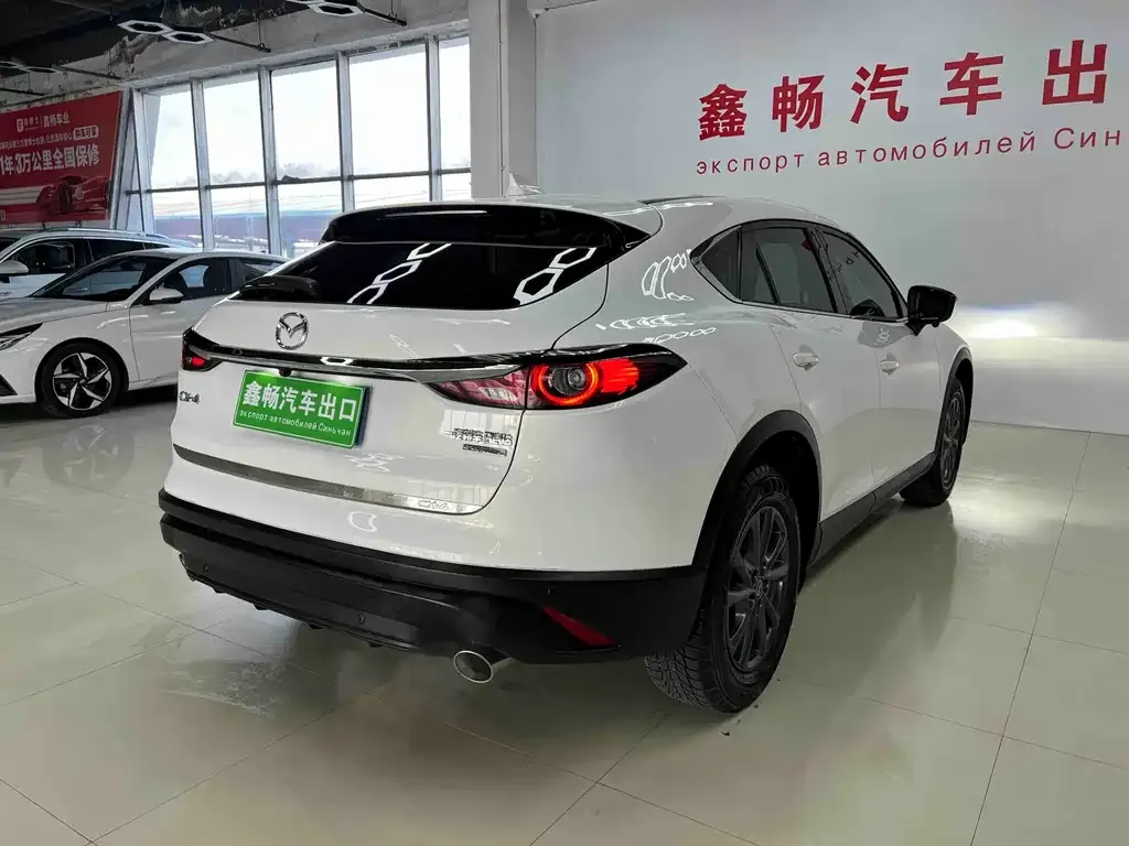 Mazda CX-4 — фото 10