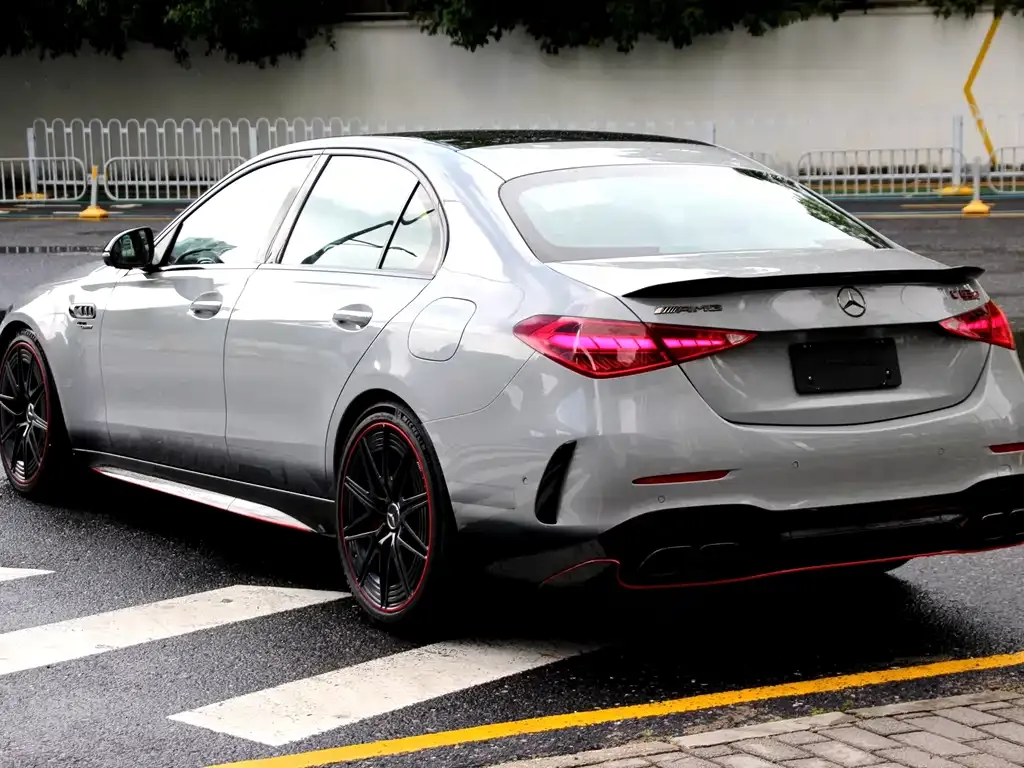 Mercedes-Benz C-Class AMG New Energy — фото 7