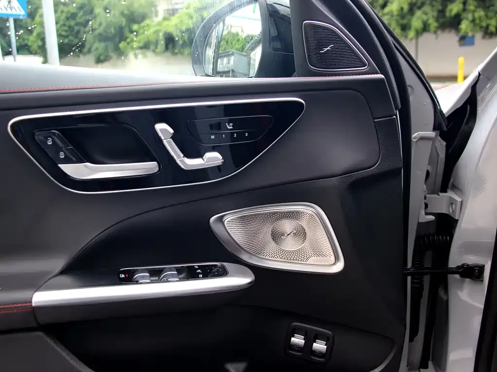 Mercedes-Benz C-Class AMG New Energy — фото 4