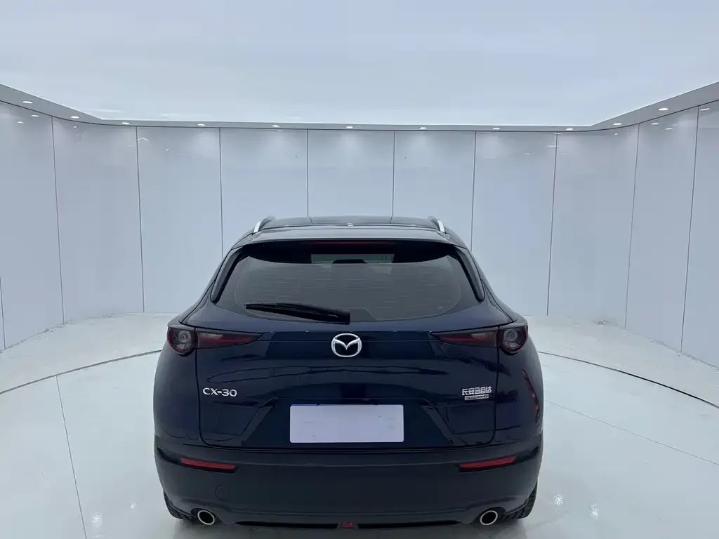 Mazda CX-30 — фото 2