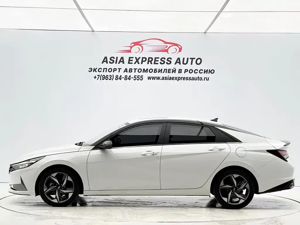 Hyundai Elantra — фото 7