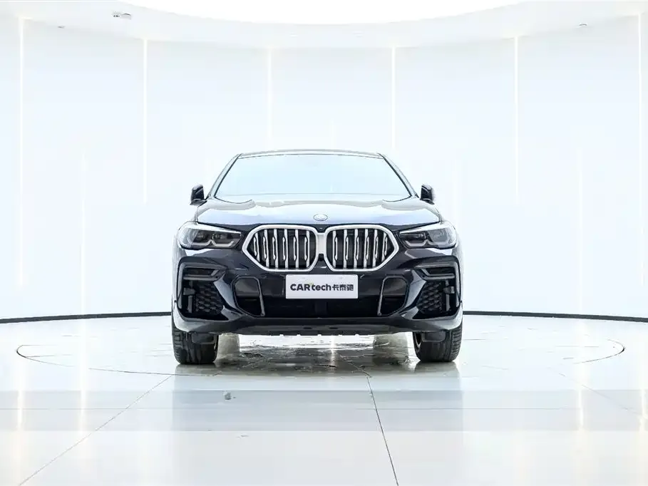 BMW X6 — фото 1