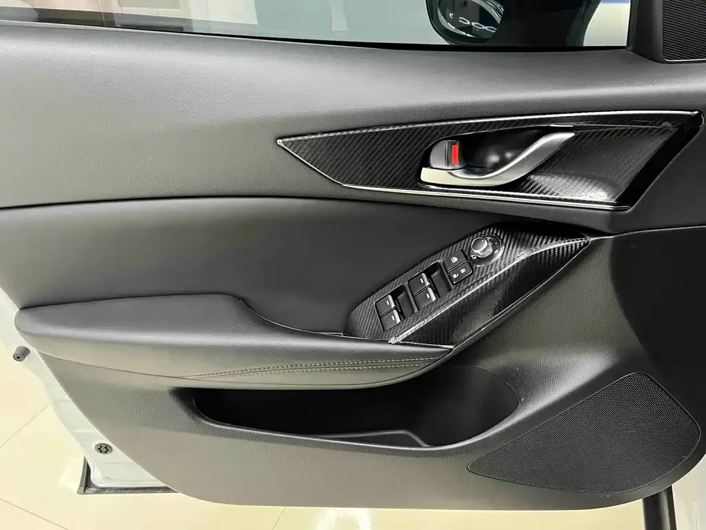 Mazda CX-4 — фото 4