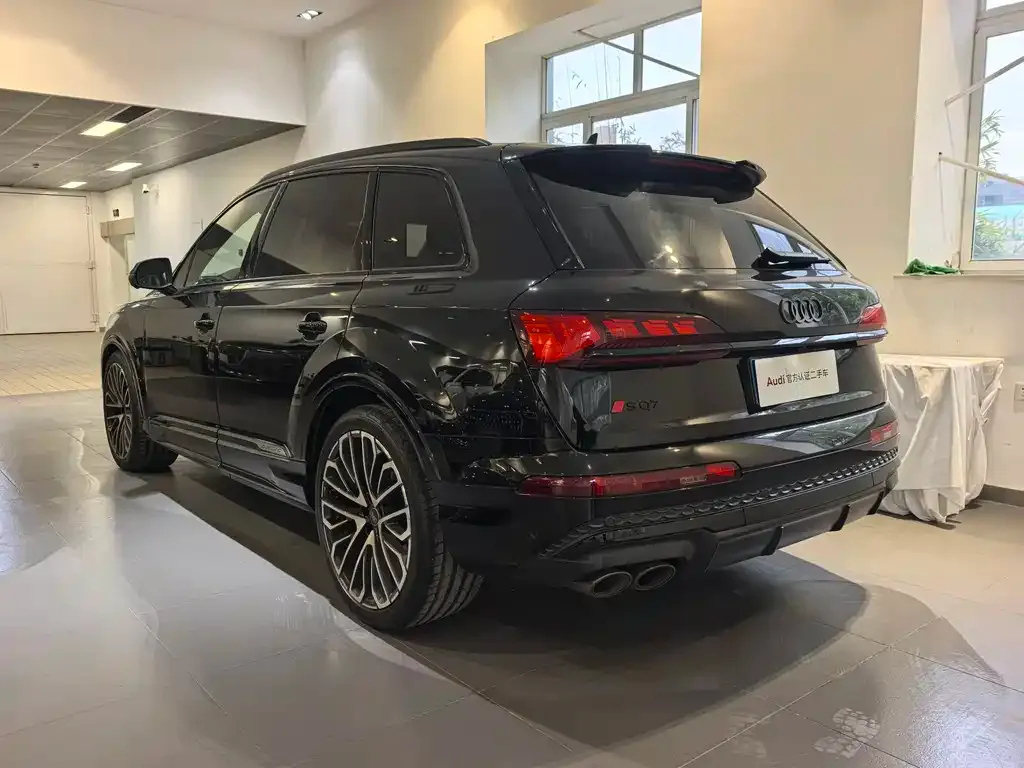 Audi SQ7 — фото 6