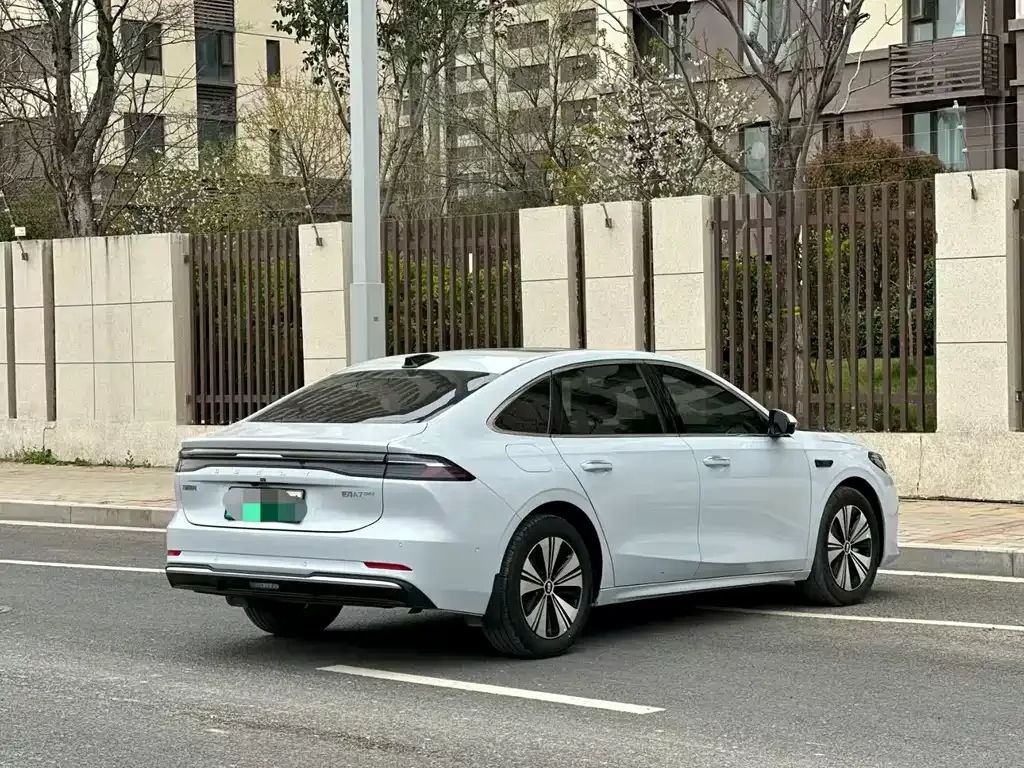 Geely Galaxy A7 — фото 10