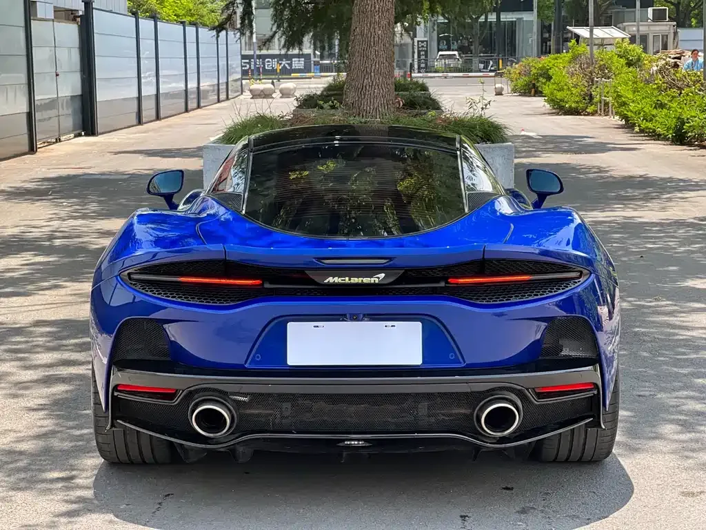 McLaren GT — фото 10