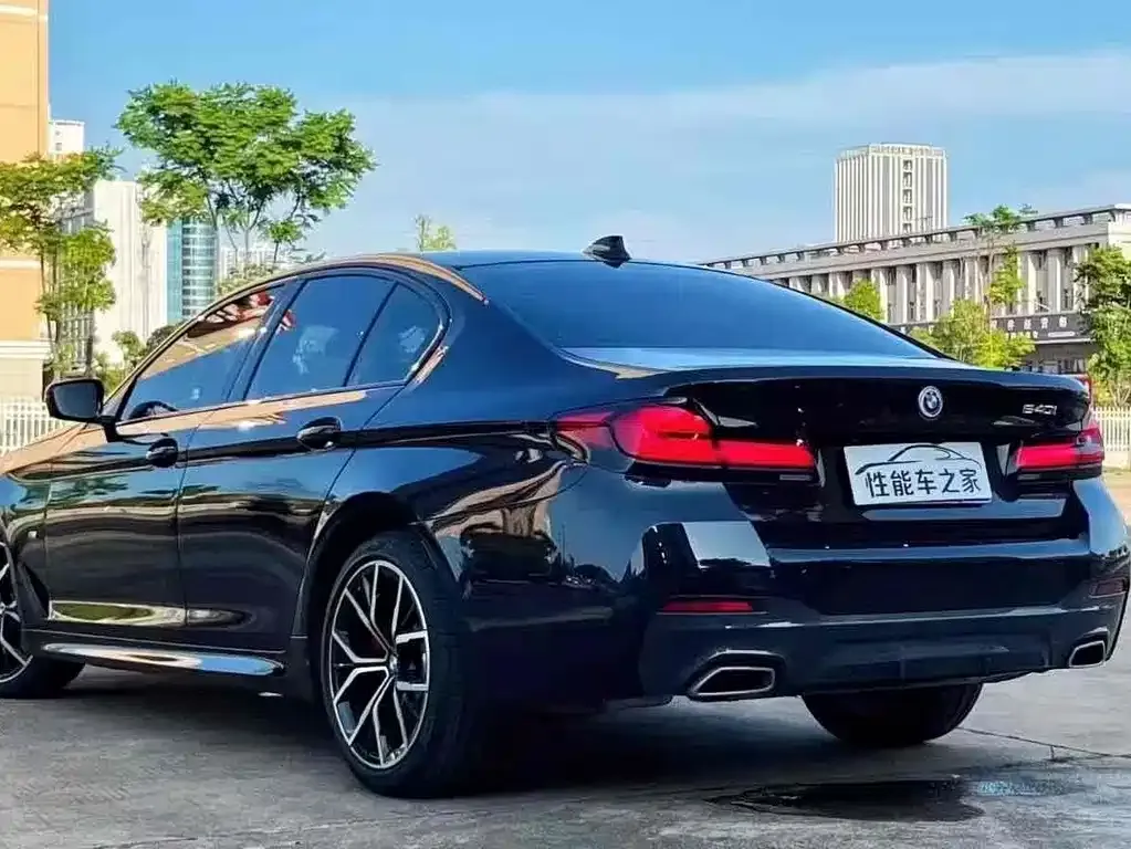 BMW 5 Series (Import) — фото 3