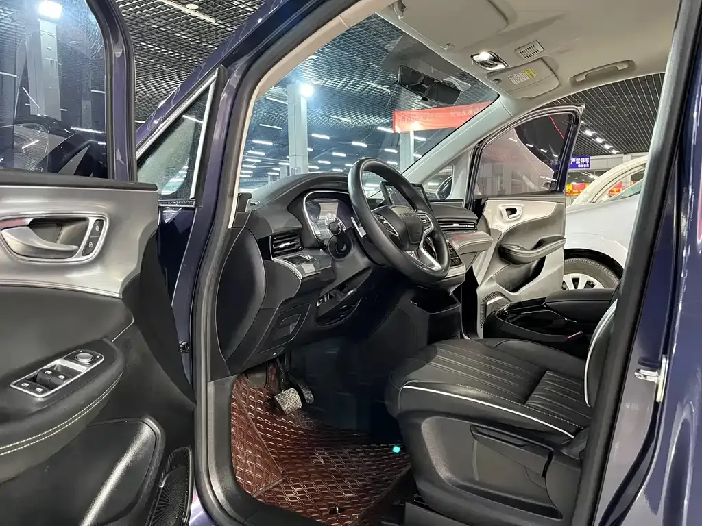 Roewe iMAX8 — фото 7