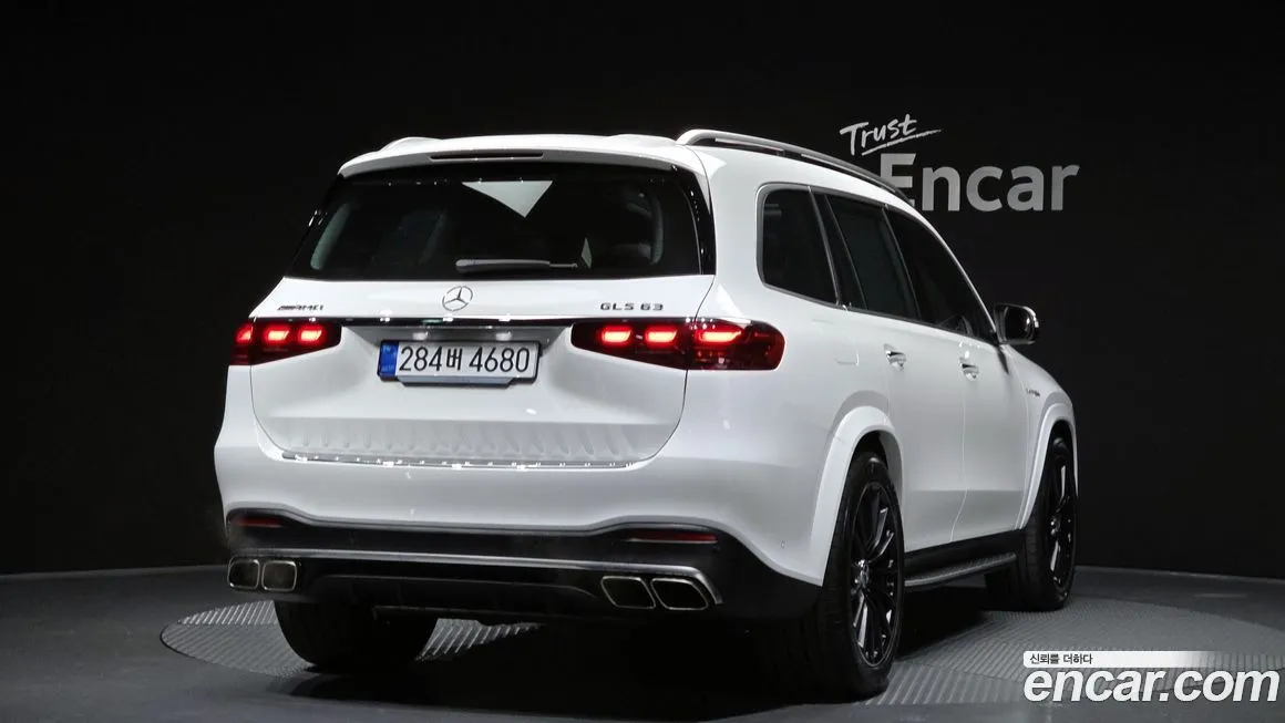 Mercedes-Benz GLS-Class — фото 6