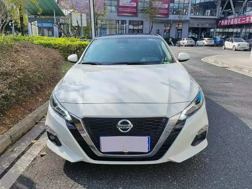 Nissan Teana — фото 2