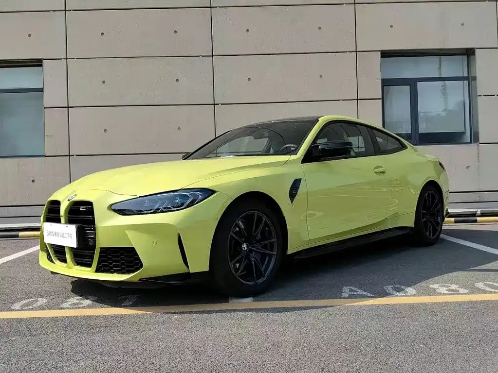 BMW M4 — фото 1