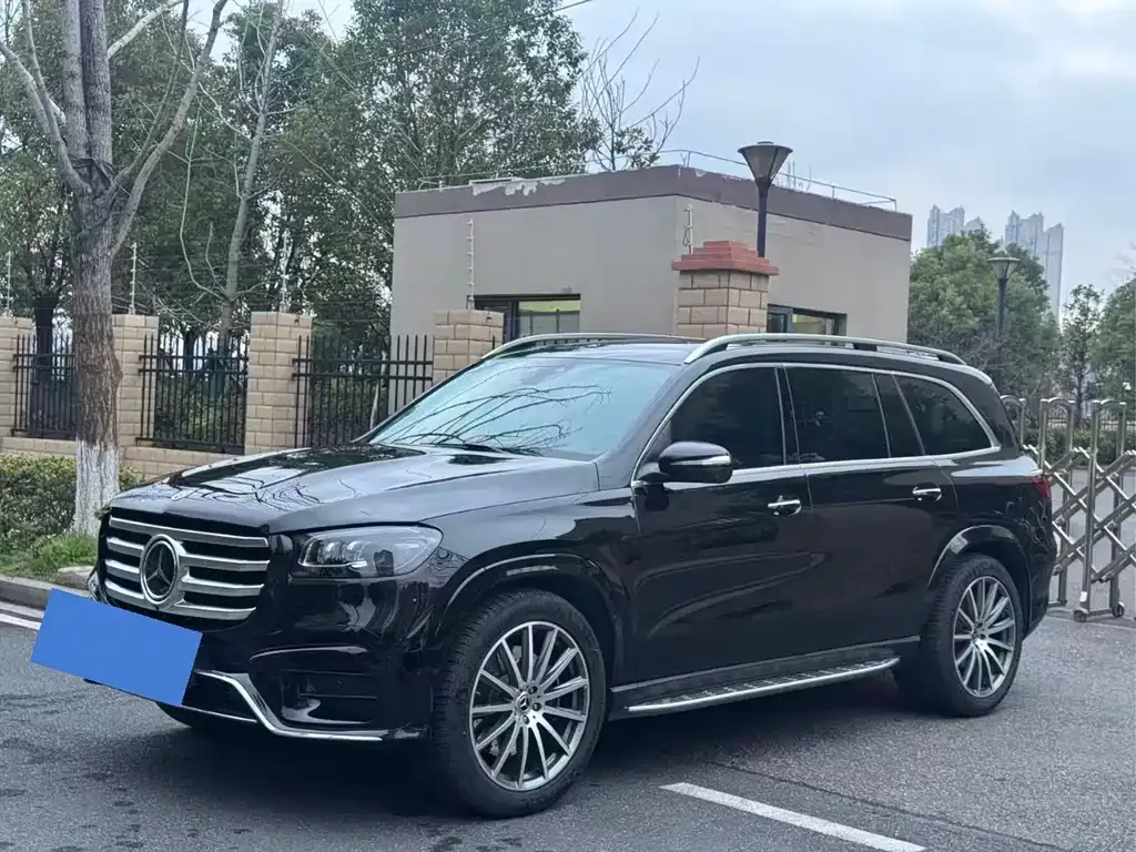 Mercedes-Benz GLS — фото 1