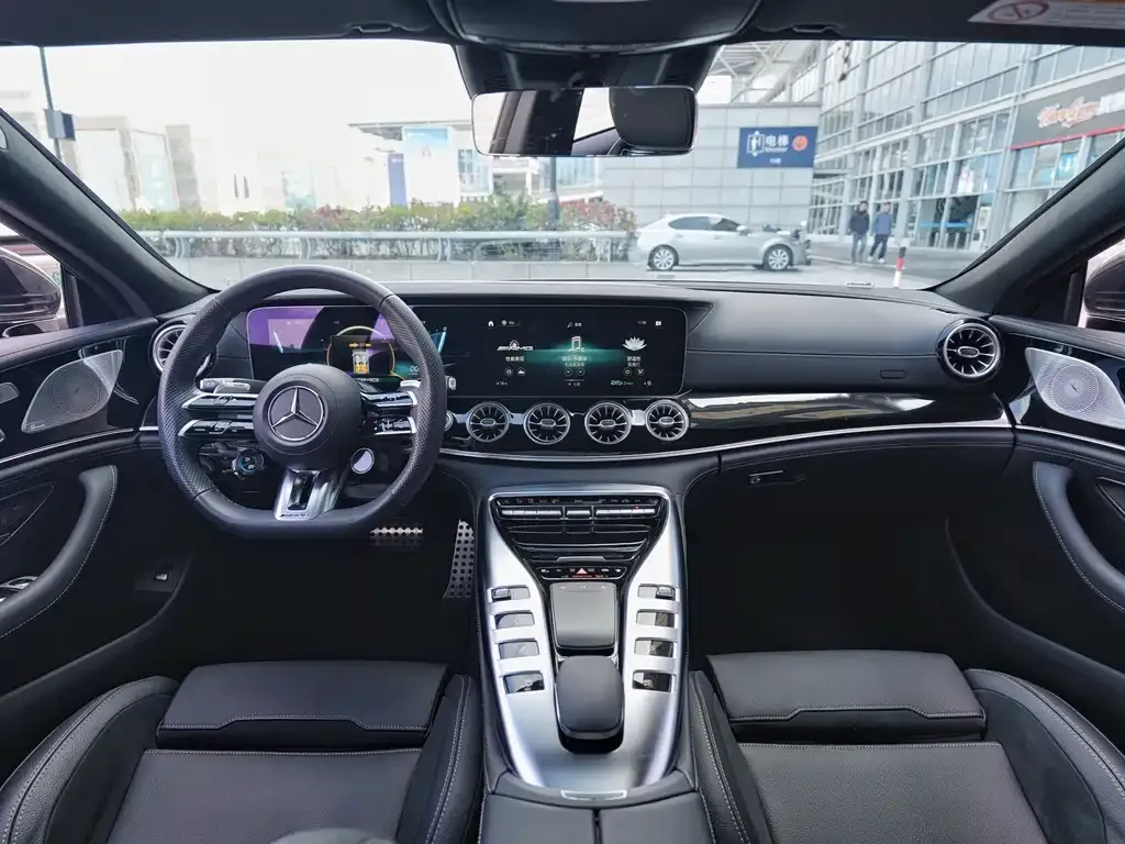 Mercedes-Benz AMG GT — фото 7